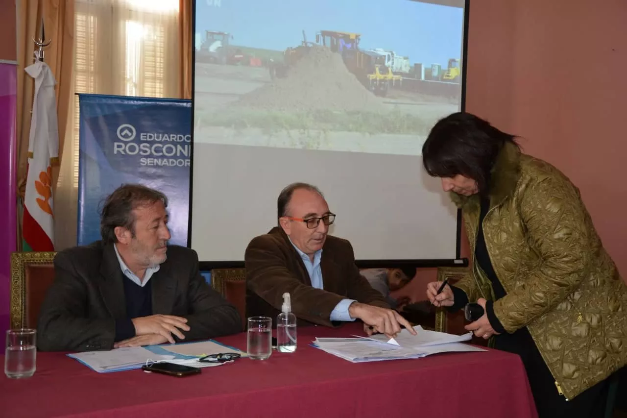 290942356_361879085894941_3010757026327613427_n