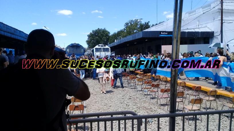 tren pasajeros inauguración