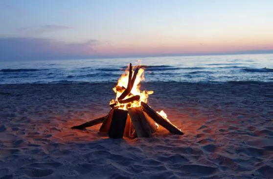 playa-fogata