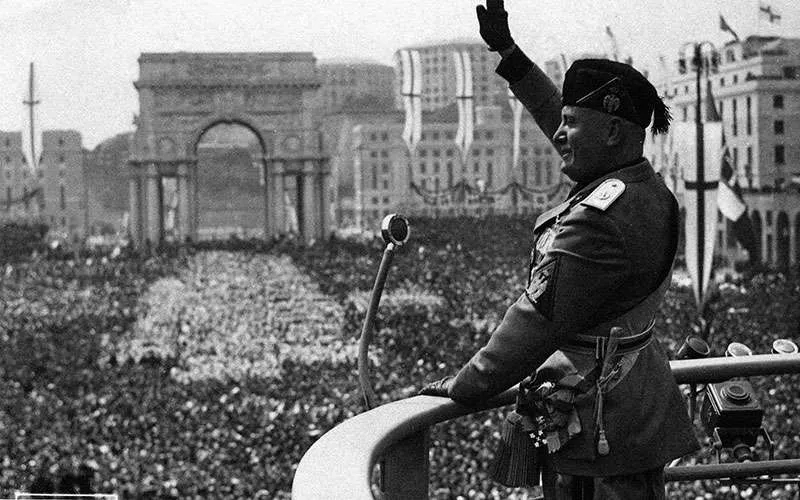 benito-mussolini-fascismo-italia