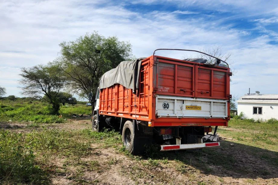 avioneta-4-camion