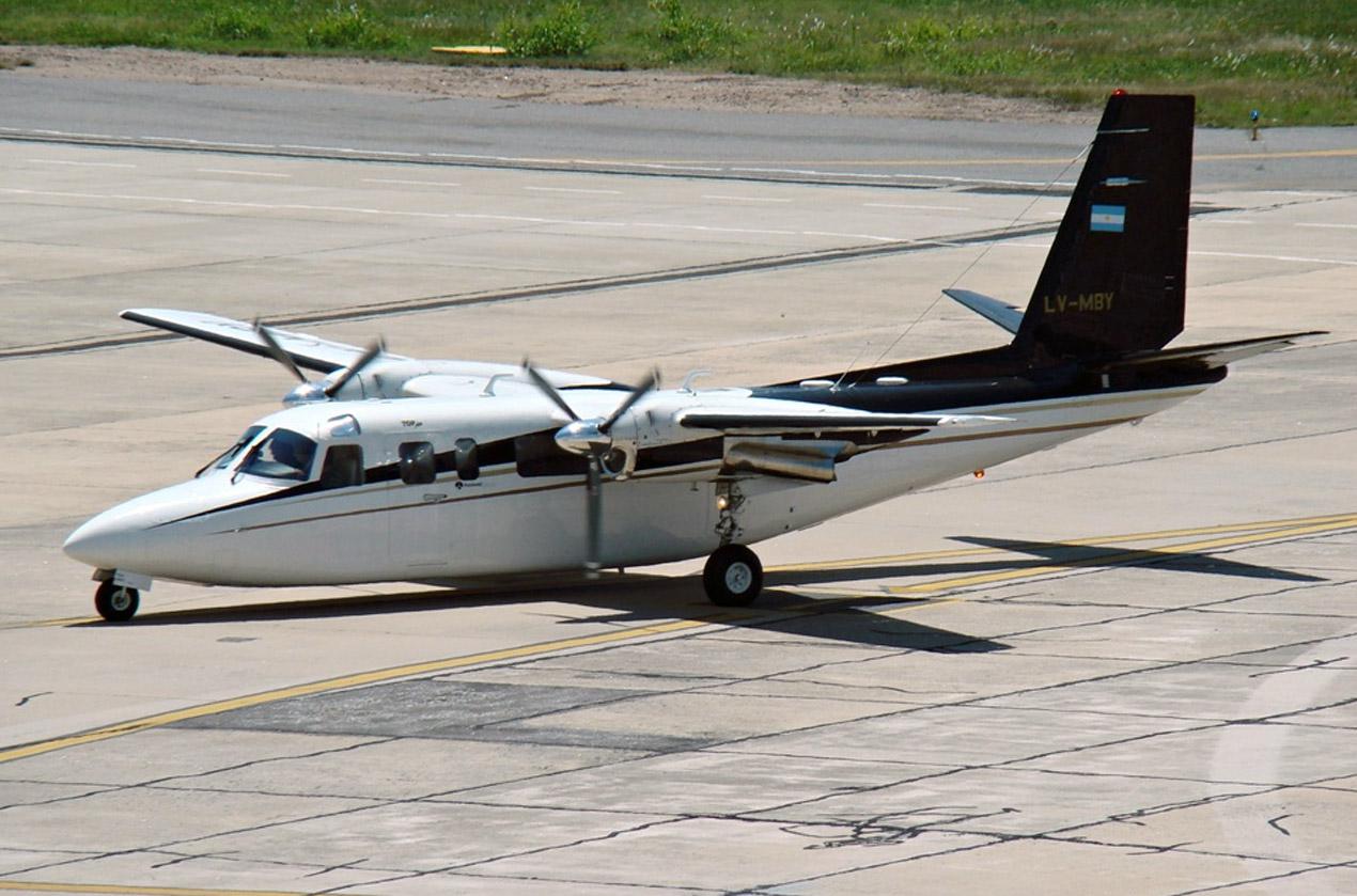 avion lazaro baez
