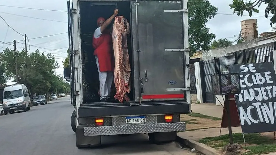 carniero-baja-media-res-en-villa-el-libertador-1722427