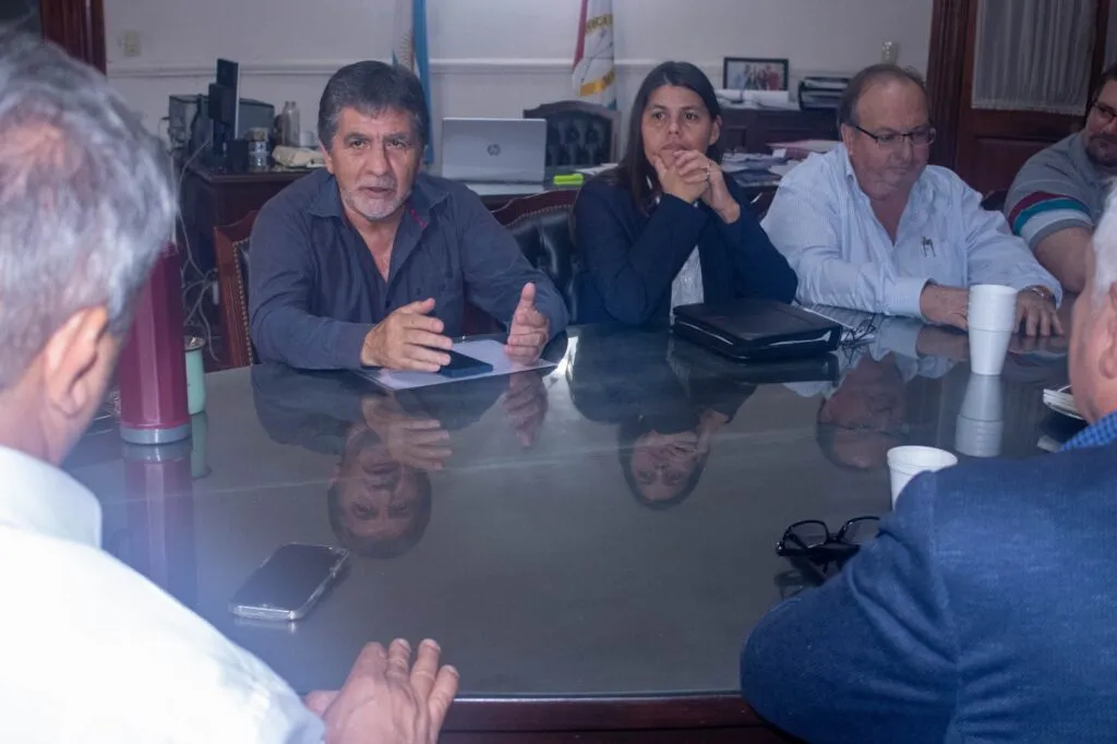 b803fb48-a1b2-414f-9511-c323fbe1023a-1024x682