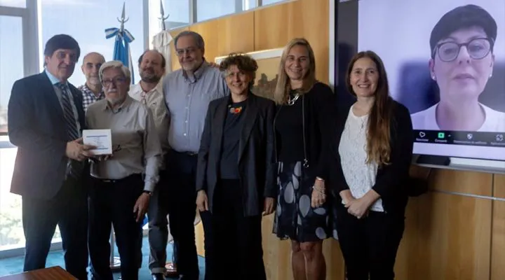 Foto-3-kit-Detect-AR-Dengue-720x400