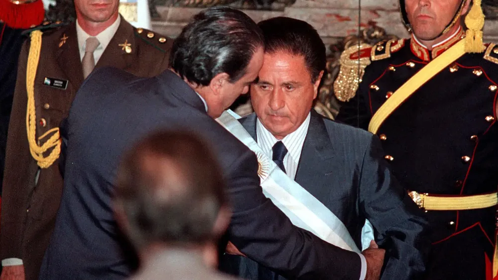 Eduardo-Duhalde-presidente-2002-1