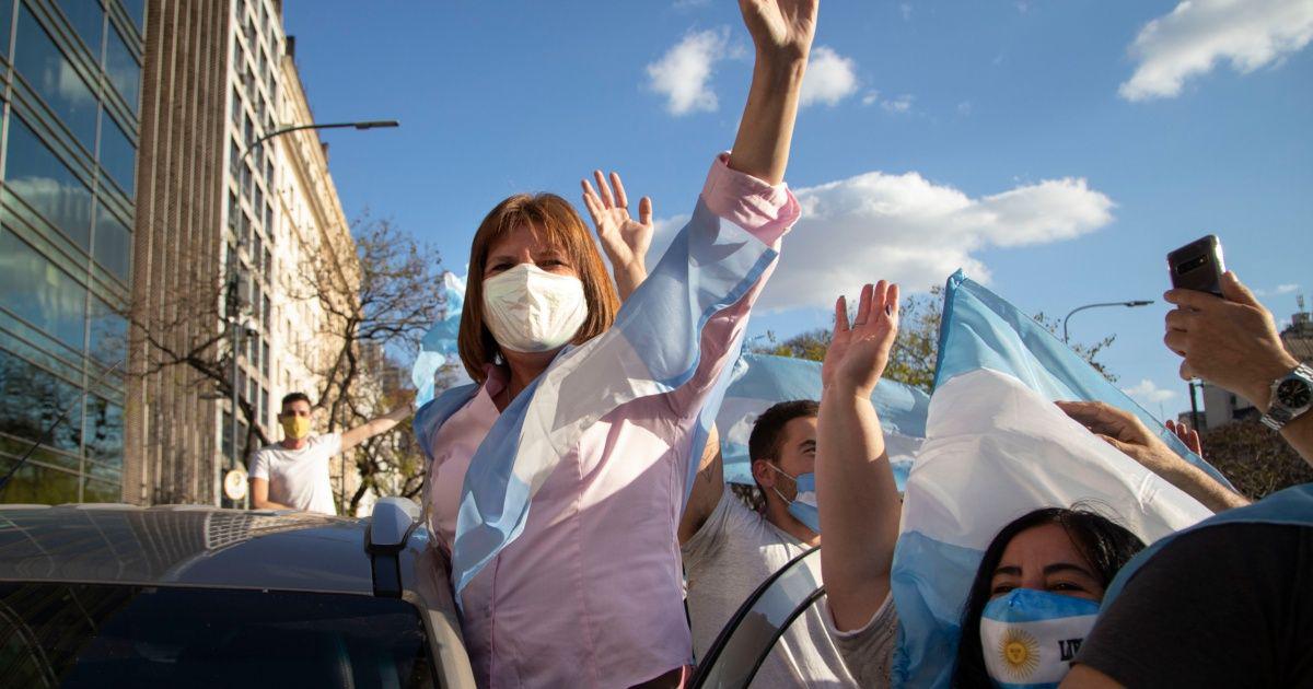bullrich.jpg_673822677