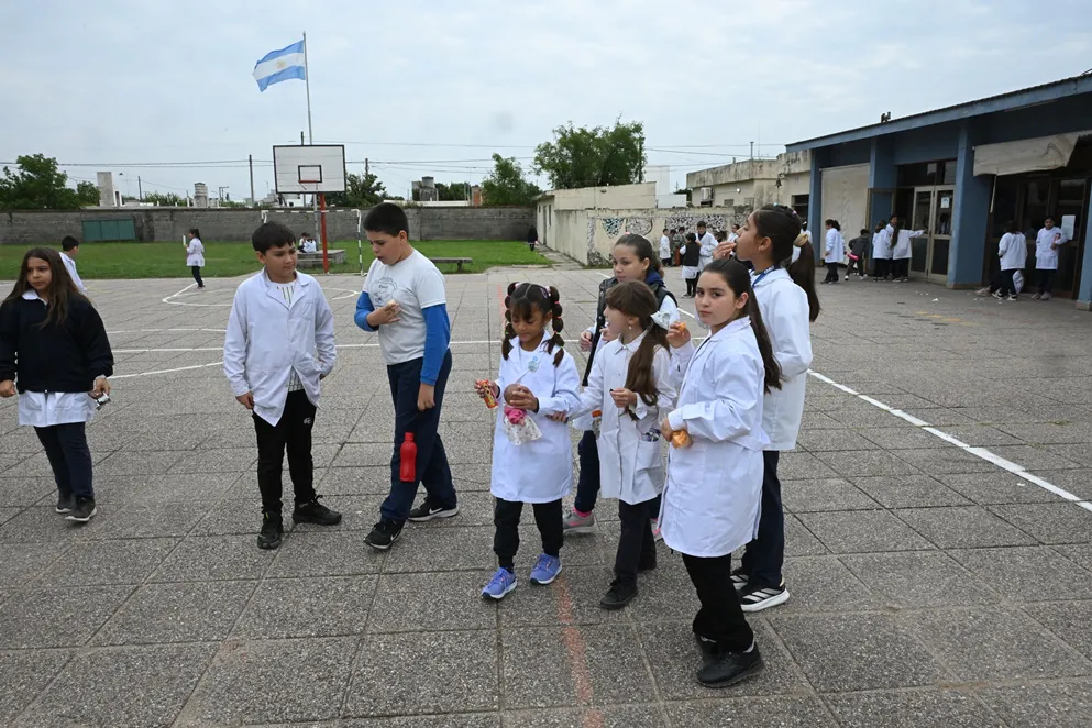 Nahiara-Albornoz-Rodriguez-libro-braille-6