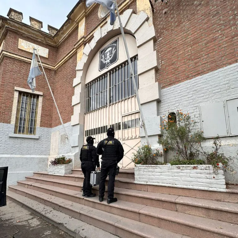 WhatsApp-Image-2024-04-24-at-17.14.39-768x768