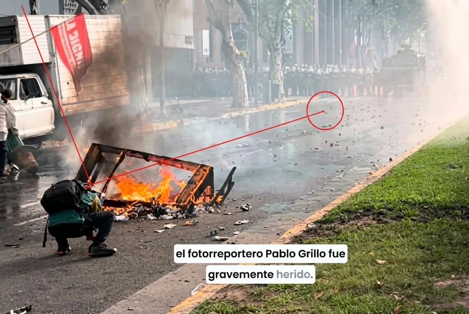 1-Grillo-agachado-