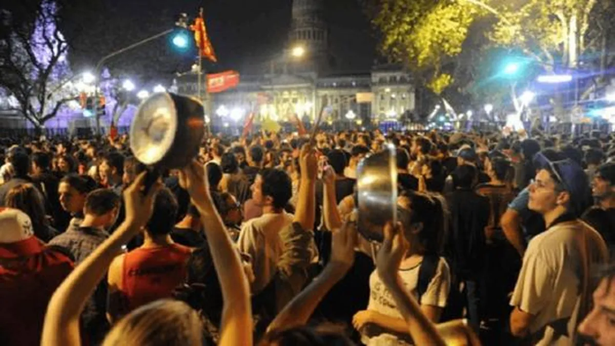 cacerolazo-diciembre