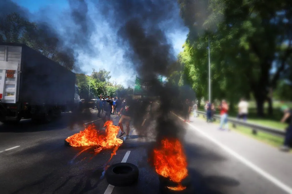 WhatsApp-Image-2025-12-03-at-12.31.13-PM-1024x682