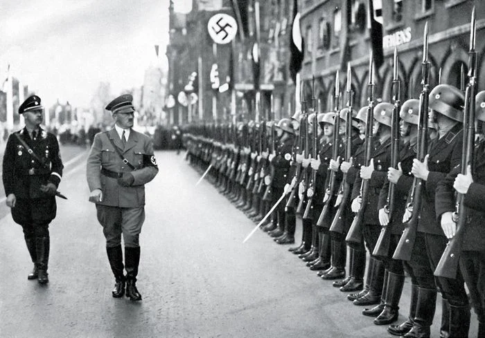 Adolf-Hitler