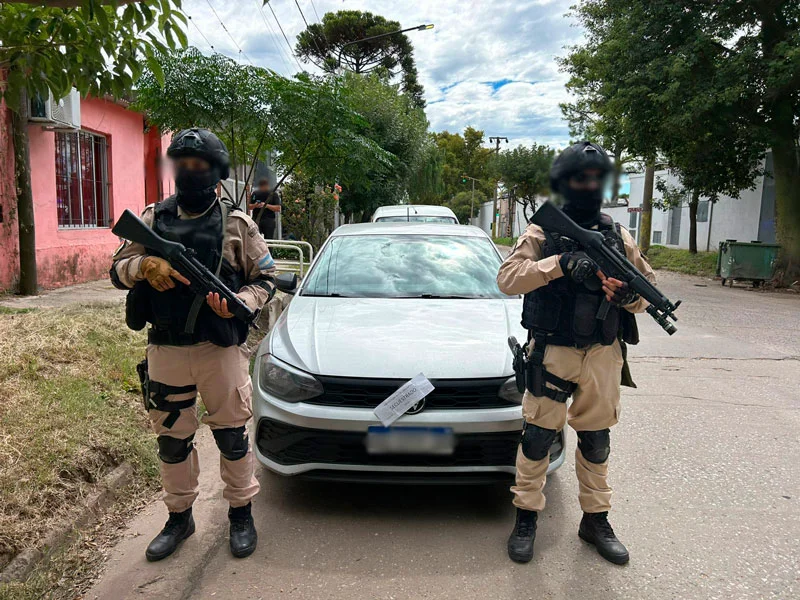 pna-realizo-allanamientos-en-santa-fe-cuatro-detenidos-y-millonario-secuestro-de-droga-y-bienes-2